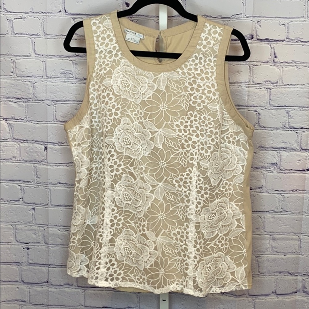 EUC Van Heusen Studio Sleeveless top